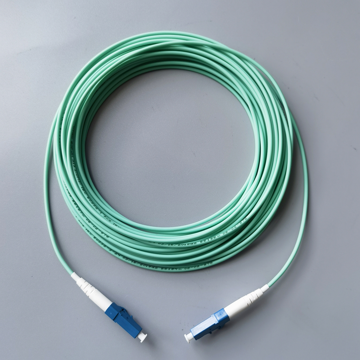 FTTH OM3 10G Fiber Optic Cable LC UPC to LC UPC 3M 5M 10M Multimode 2.0mm Core LSZH Patch Cord