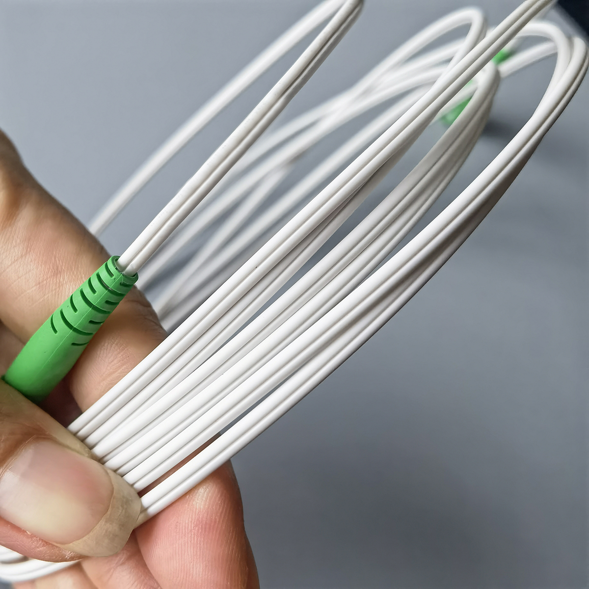 FTTH Indoor Drop Cable SC APC to SC APC Single Mode Fiber Optic Patch Cord White Jacket Extension FTTH Indoor Drop Cable SC APC to SC APC Single Mode Fiber Optic Patch Cord White Jacket Extension