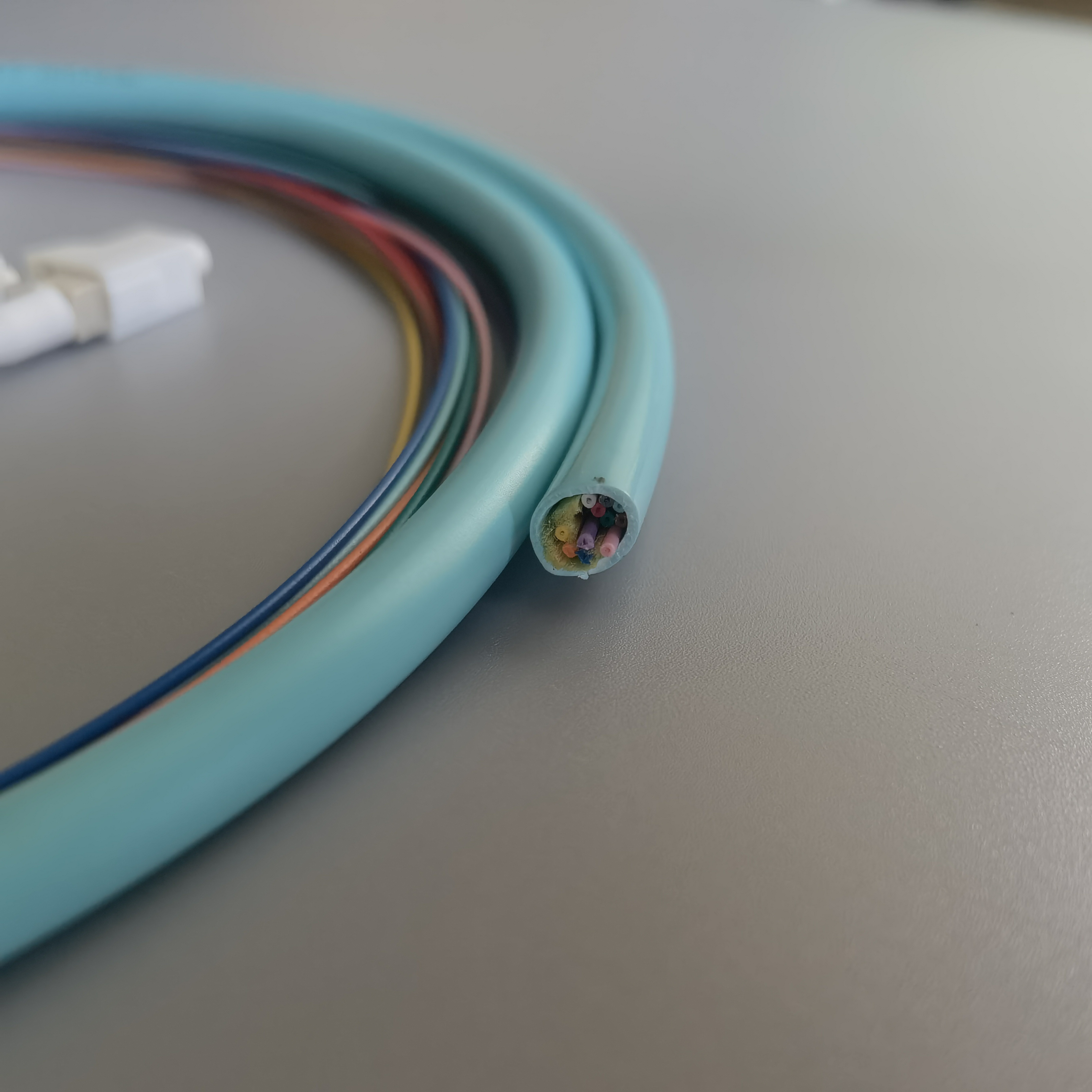 FTTH Fiber Optic Pigtail LC UPC 12 Colors 1.5M 0.9mm OM3 Multimode Indoor High Quality Patch Cord