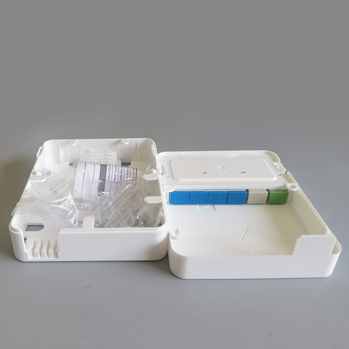 FTTR HUAWEI 2121- 5U Fiber Optic Distribution Box with 1x4 Splitter Optical Terminal Box for FTTH FTTR HUAWEI 2121- 5U Fiber Optic Distribution Box with 1x4 Splitter Optical Terminal Box for FTTH