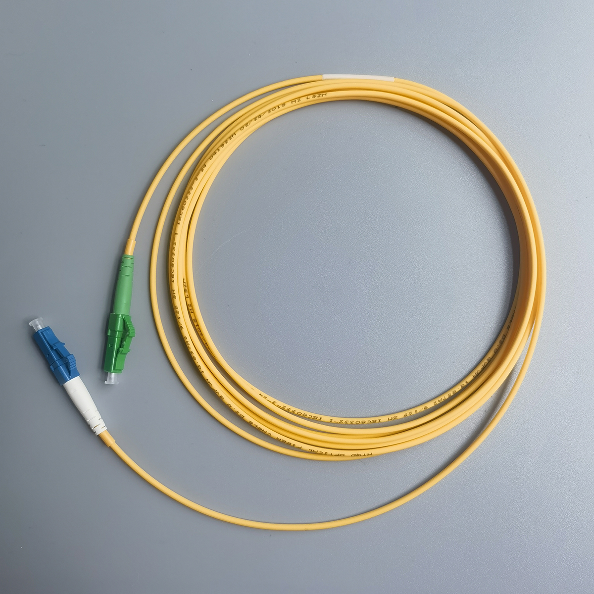 3M FTTH Fiber Optic Cable LC APC to LC UPC 2.0mm Single Mode Indoor Converter FibreOptic Patch Cord 3M FTTH Fiber Optic Cable LC APC to LC UPC 2.0mm Single Mode Indoor Converter FibreOptic Patch Cord
