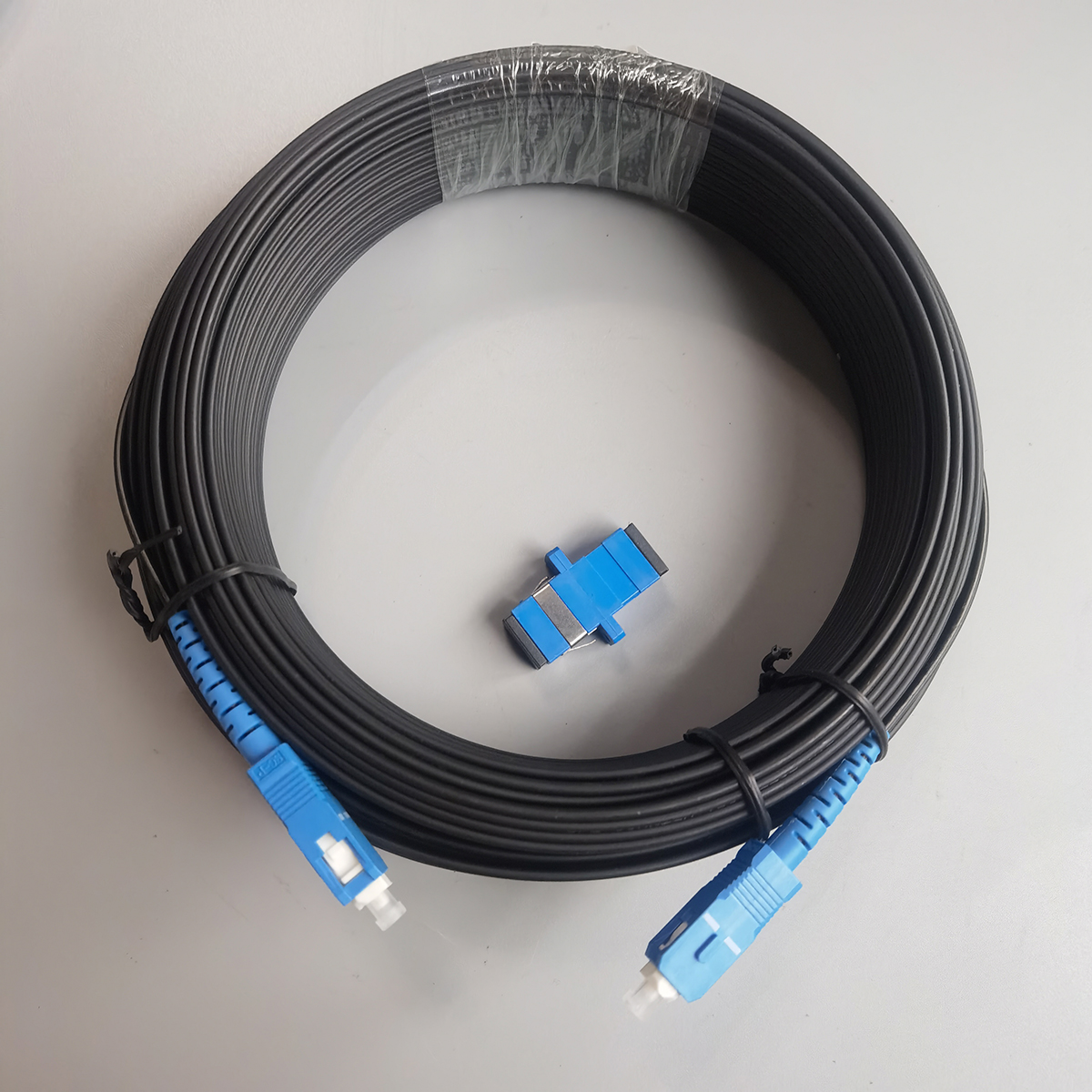 FTTH 20-500M Outdoor Drop Fiber Optic Cable SC UPC-SC UPC Single Mode Single Fiber Durable Network