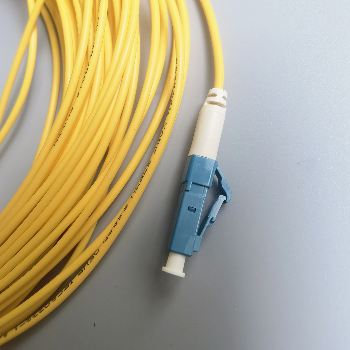 FTTH Fiber Optic Extension Cable E2000 LC/APC to LC/UPC Single Mode LSZH G652D Patch Cord 
