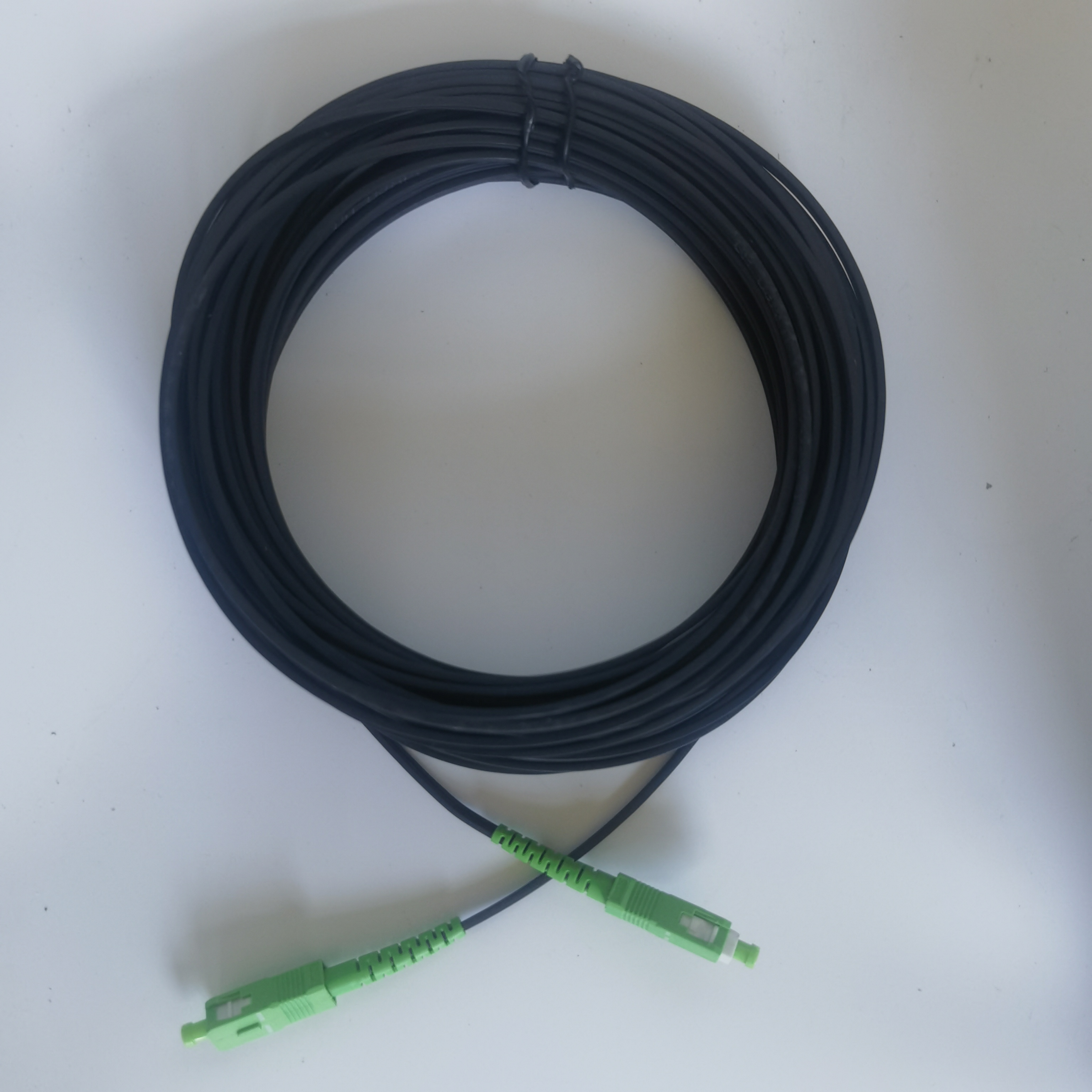 FTTH SC/APC to SC/APC Indoor Drop Cable Single Mode Simplex Fiber Optic Patch Cord For Data Cente FTTH SC/APC to SC/APC Indoor Drop Cable Single Mode Simplex Fiber Optic Patch Cord For Data Cente