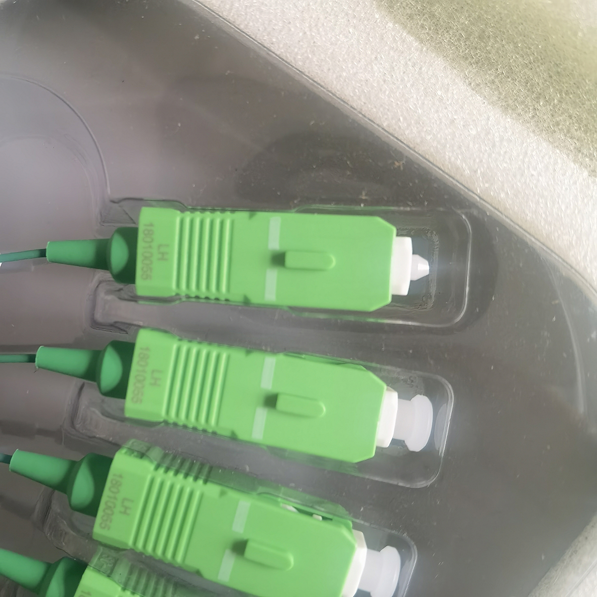 FTTH SC/APC Fiber Optic Pigtail 12Pcs Single Mode Indoor 0.9mm 0.9M Optical Fiber Extension Cord