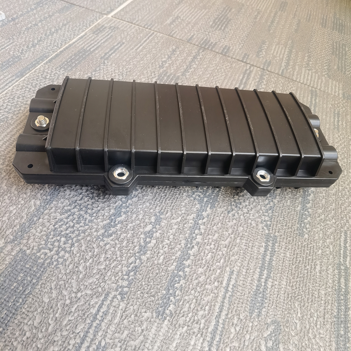12 Core Fiber Splice Closure 2 In 2 Out Horizontal Outdoor Waterproof Fiber Junction Box Customized 