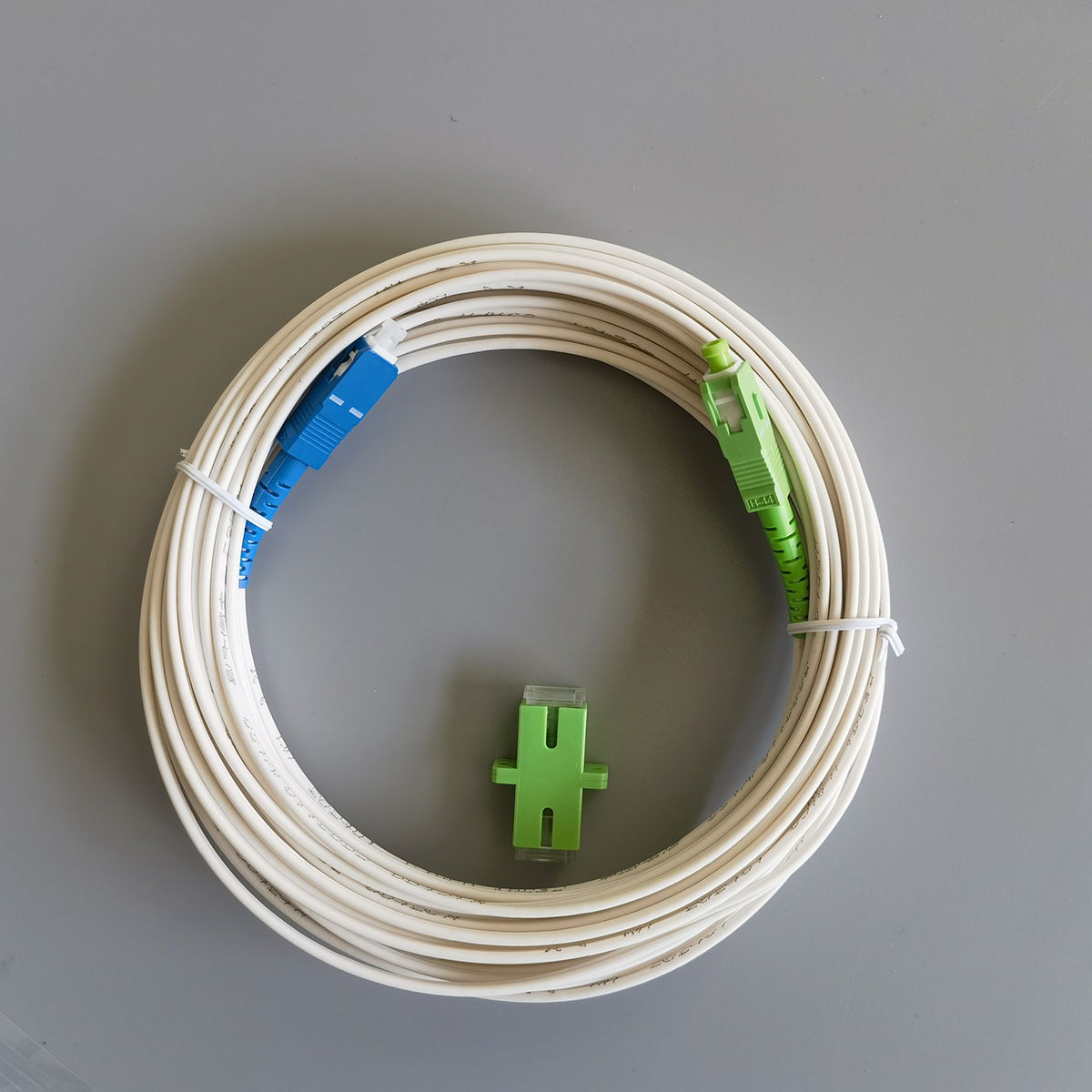 FTTH SC APC- SC UPC Indoor Fiber Optic Drop Cable Single Mode Simplex ...