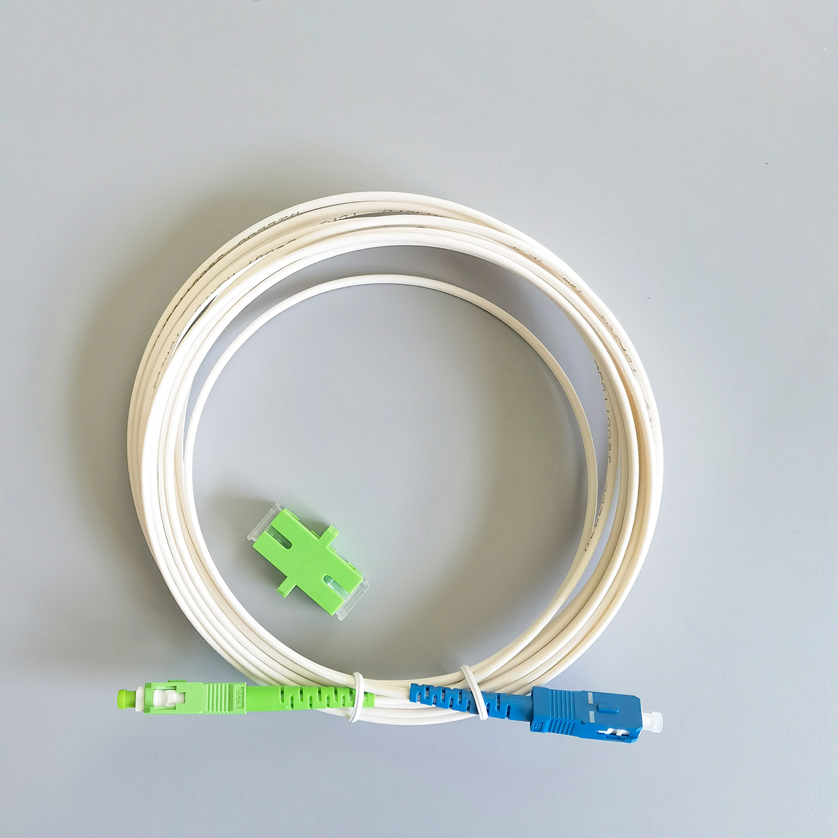 FTTH SC APC- SC UPC Indoor Fiber Optic Drop Cable Single Mode Simplex Patch Cord Custom Length 