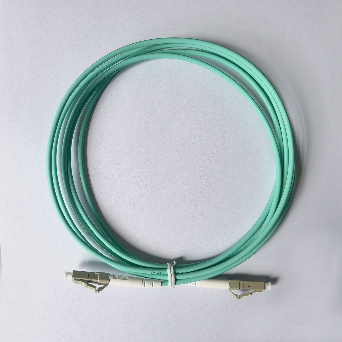 FTTH OM3 LSZH LC UPC to LC UPC Multimode Single Core Fiber Optic Patch Cable Jumper For Networking