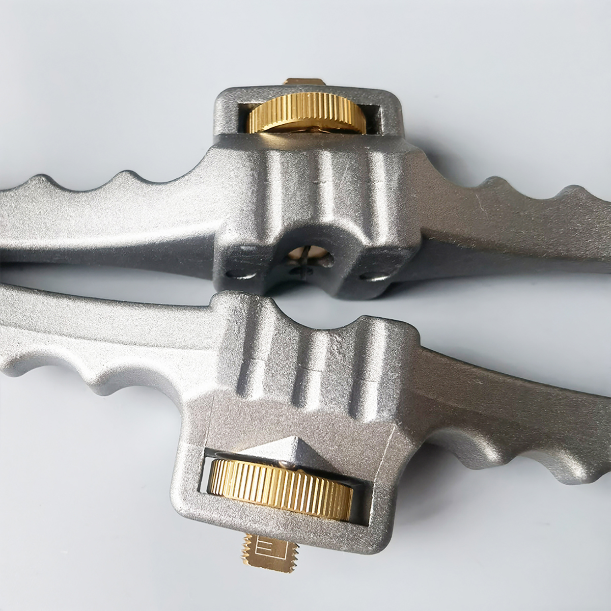 FTTH Fiber Optic Cable Stripping Knife 10-25mm Longitudinal Slitter For FTTH  Network Maintenance
