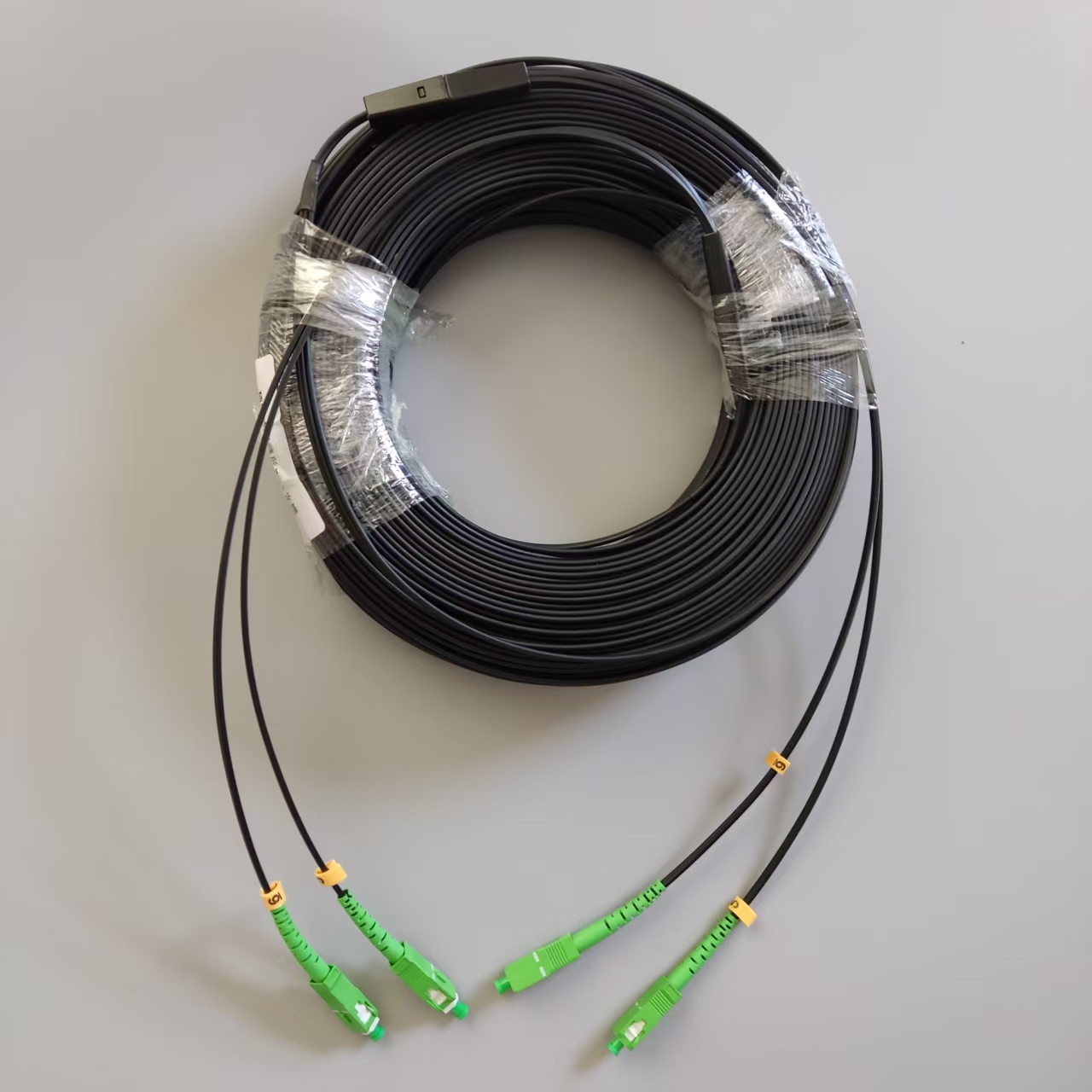FTTH Outdoor Drop Fiber Optic Patch Cord SC APC to SC APC Single Mode Dual Core Waterproof Cable