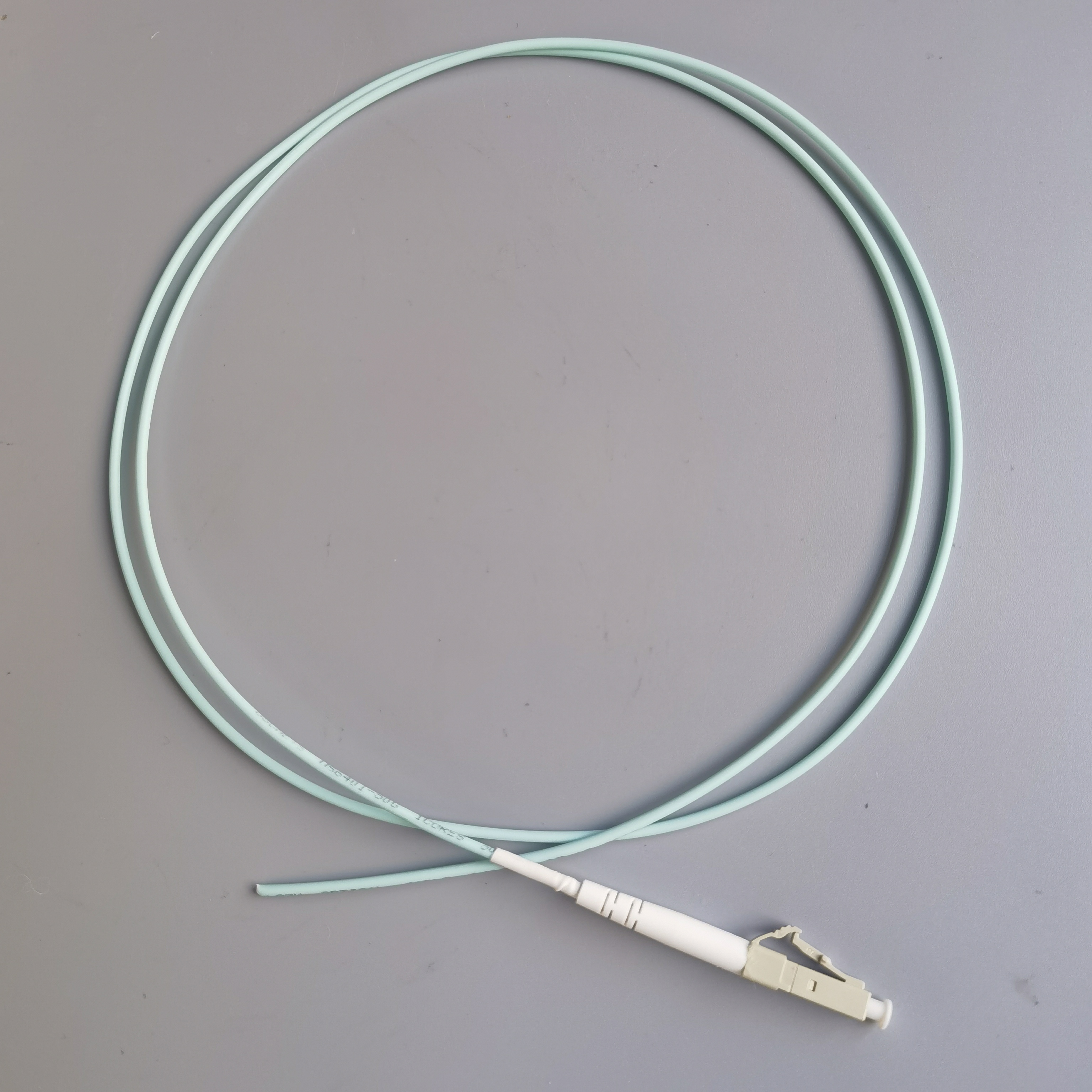 FTTH OM3 LC UPC Fiber Optic Pigtail Multimode 1M LSZH 2.0mm Converter Patch Cord Extension Cord FTTH OM3 LC UPC Fiber Optic Pigtail Multimode 1M LSZH 2.0mm Converter Patch Cord Extension Cord