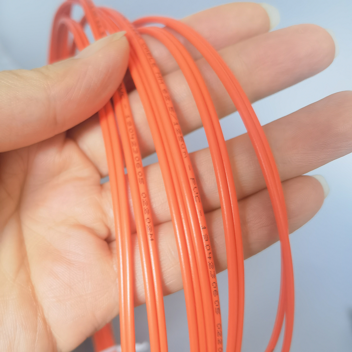 FTTH Fiber Optic Patch Cord 3M LC/UPC-LC/UPC 2.0mm Multi-Mode Dual Core High-Speed Internet Cable