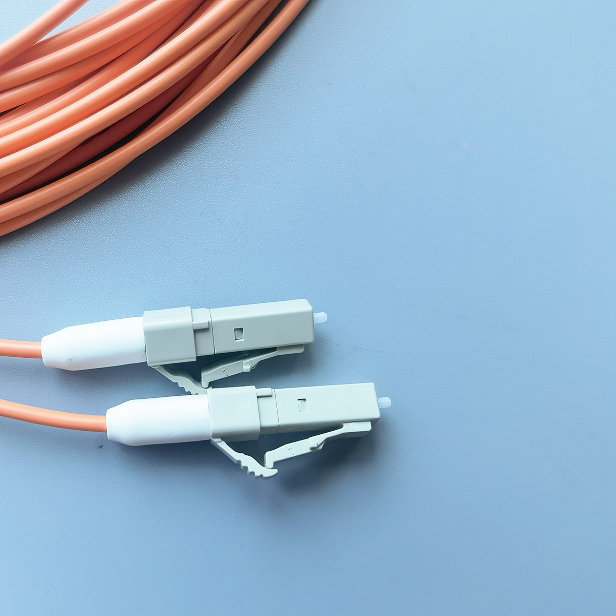 FTTH LC UPC LC UPC Fiber Optic Patch Cable Indoor 2.0mm Multi Mode 62.5 125 Single Core Patch Cord FTTH LC UPC LC UPC Fiber Optic Patch Cable Indoor 2.0mm Multi Mode 62.5 125 Single Core Patch Cord