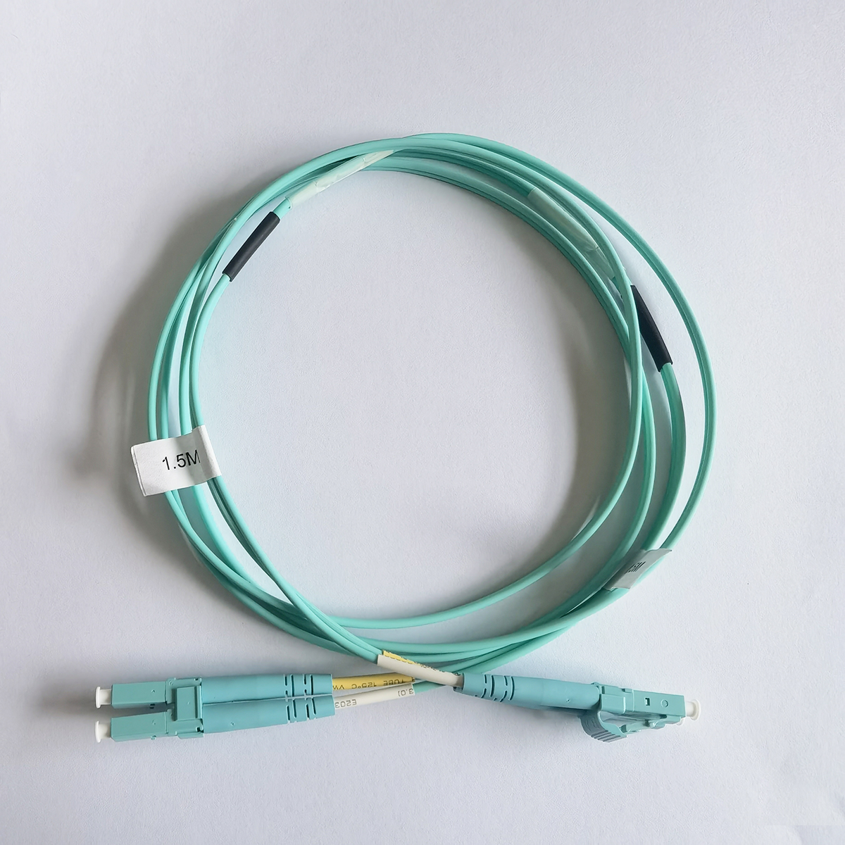 FTTH LC/UPC LC/UPC Fiber Optic Patch Cable 2.0mm LSZH OM3 Dual-Core High-Speed Internet Cable