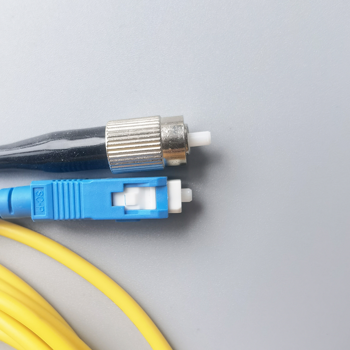 FTTH FC/UPC-SC/UPC Optical Fiber Patch Cord SM Simplex Core Fiber Optic Internet Cable High-Speed