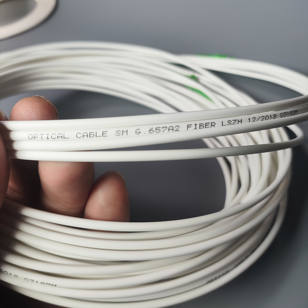 FTTH Fiber Opitc Patch Cord SC/APC-LC/APC G657A2 LSZH Fiber Opitcs Cable Simplex Convert Patch Cord FTTH Fiber Opitc Patch Cord SC/APC-LC/APC G657A2 LSZH Fiber Opitcs Cable Simplex Convert Patch Cord